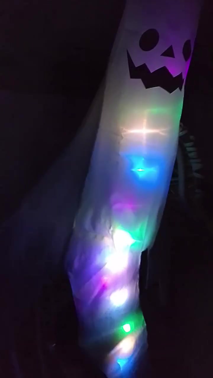 عندي هيج اشباح القطعة بالفين 👀


**إذا كنت صاحب هذا الإعلان وتريد حذفه لأي سبب، رجاءا أرسل رسالة إلى الدعم الفني**