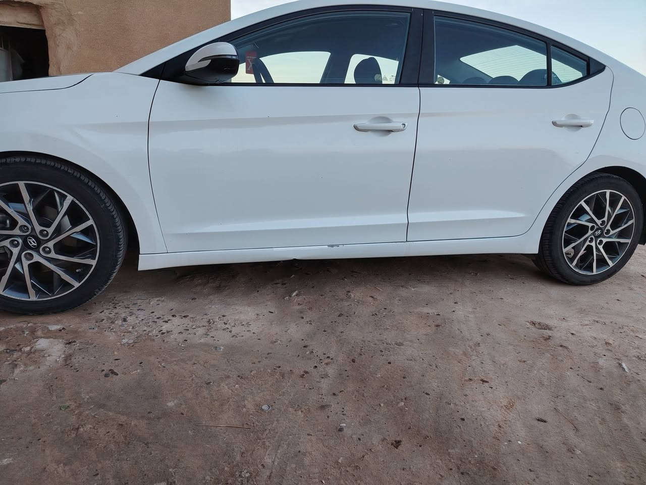 سلام عليكم النترا 2019 محرك20 دوش كير at  حساسات وكامرة وكشنات تدفئة وستيرن تدفئة ونقاط عمياء   ضرر راس البنيد  فقط سعر 139 ومجال بسيط 
***********
***********
