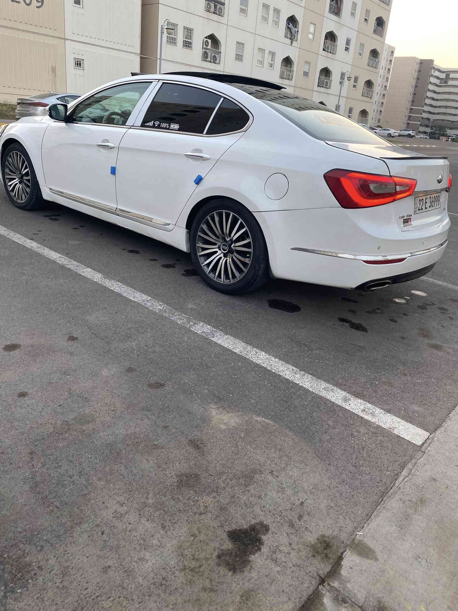 السلام عليكم كيا كادنزا خليجي موديل 13 شكل 14 رقم اربيل مميز سنويه وهزه جديده تحويل ثاني يوم السياره ما نقصها برغي جاهزه اي نقص مابيها فول مواصفات واحد على واحد بيها أربع قطع صبغ بدون اي ضرار اي داخل مابيها بدون ايرباك كير مكينا مكفولات برغي ما مفتوح بيهن السعر مناسب  123 مستعجل على البيع العنوان بغداد رقم الهاتف ***********
