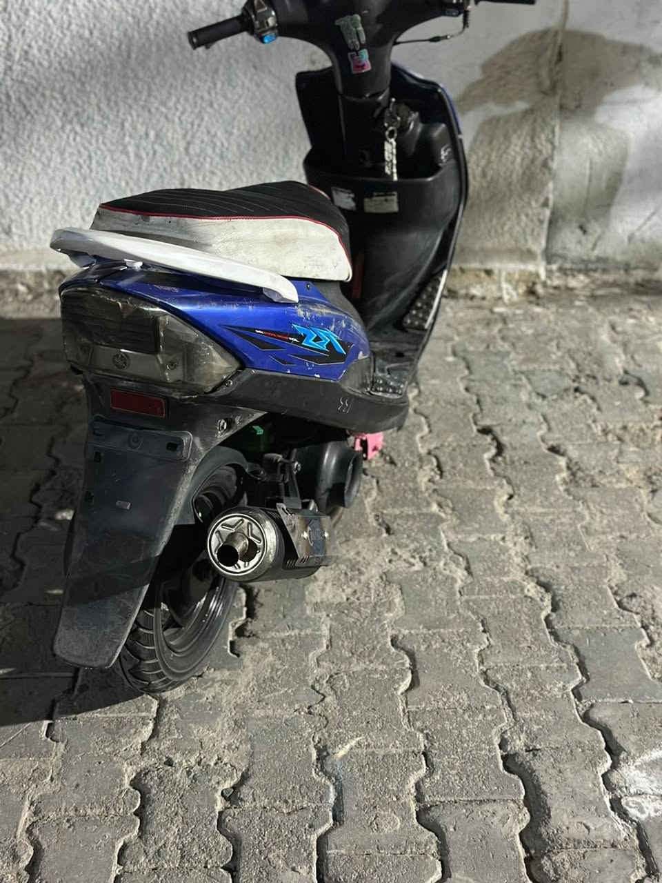 سلام عليكم 
ماكس للبيع نكره بكل وكت وناعمه وحلو شوفت عينك دراجه رايدها ب ٥٠٠ وبيها مجال مكاني بغداد يم جامع نداء ***********
