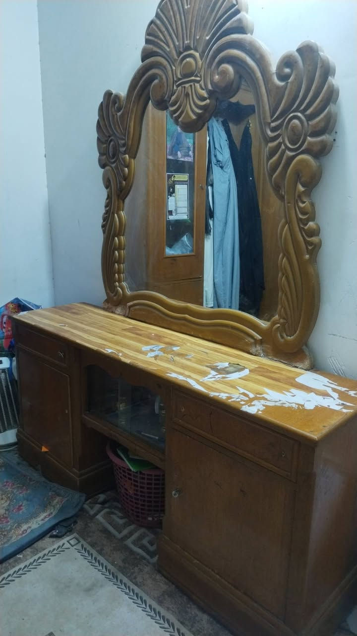 غرفه مستعمل البيع عوزها فقط صبغ والمفتاح السعر ٣٥٠ وبيها مجال


**إذا كنت صاحب هذا الإعلان وتريد حذفه لأي سبب، رجاءا أرسل رسالة إلى الدعم الفني**