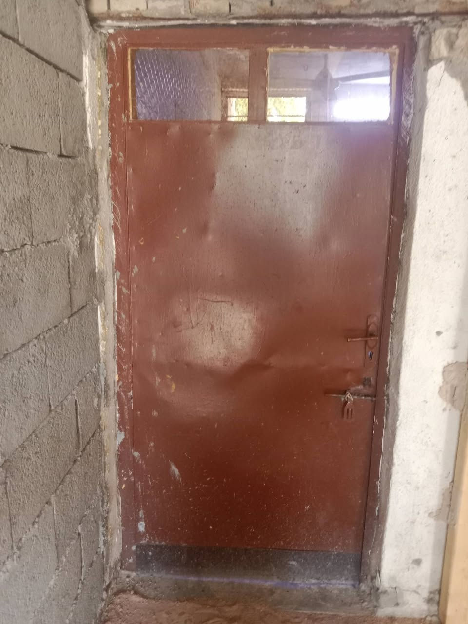 السلام عليكم عندي بابين وشباك للبيع


**إذا كنت صاحب هذا الإعلان وتريد حذفه لأي سبب، رجاءا أرسل رسالة إلى الدعم الفني**
