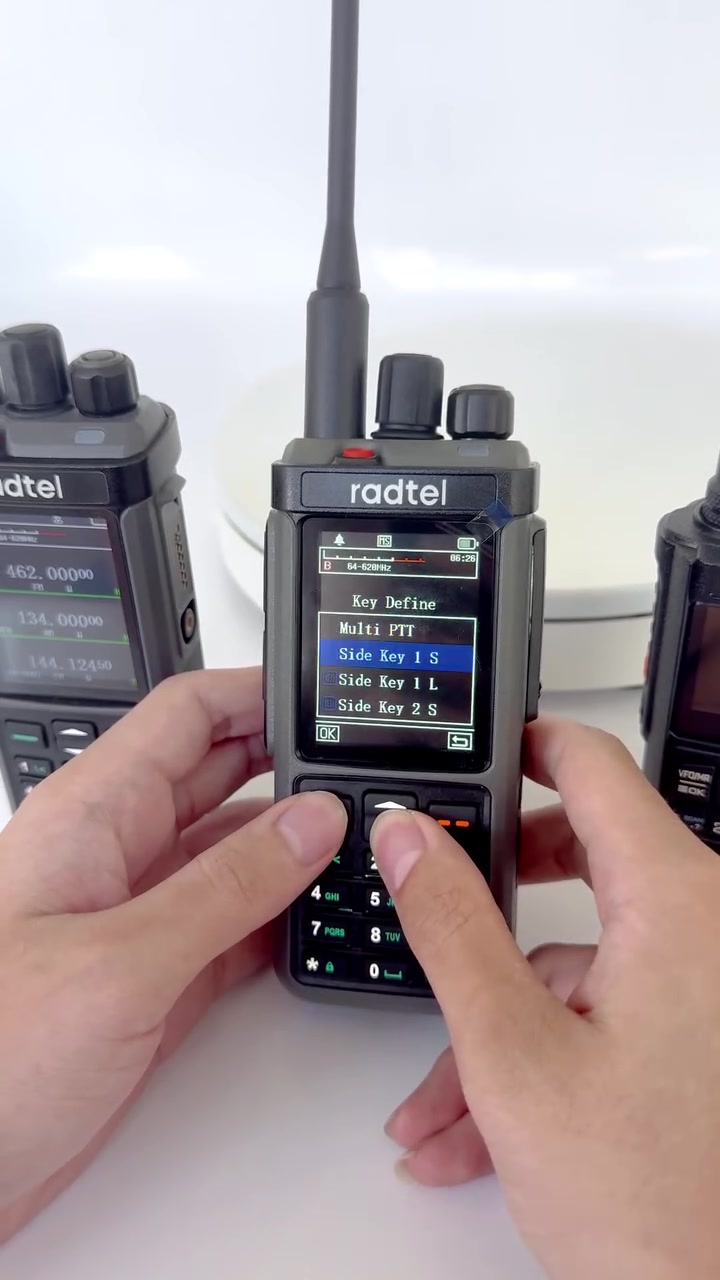 Radtel RT-880G.


**إذا كنت صاحب هذا الإعلان وتريد حذفه لأي سبب، رجاءا أرسل رسالة إلى الدعم الفني**