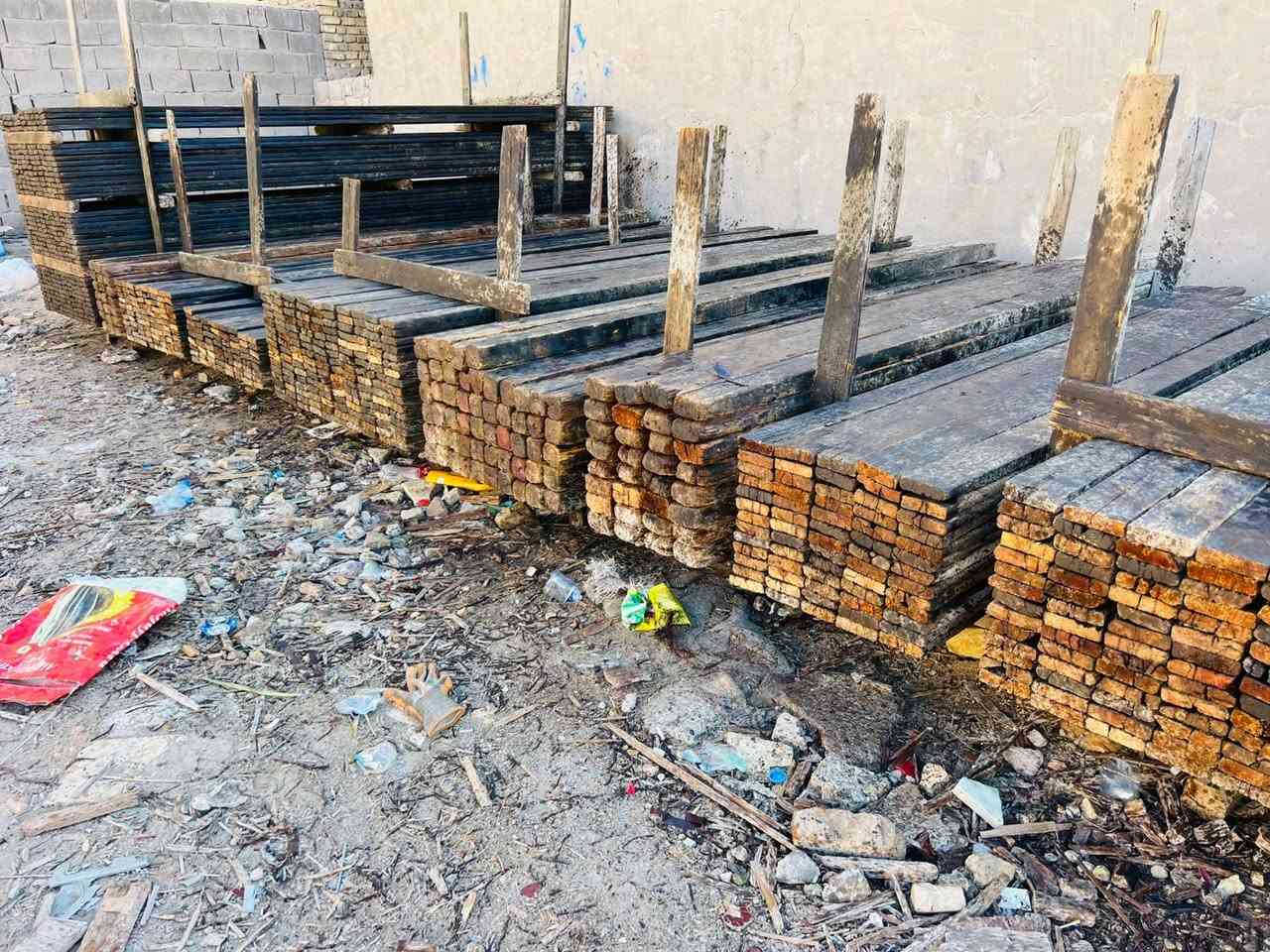 قالب خشب للبيع 13 مكعب ونص /***********
