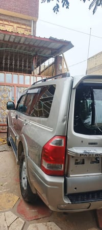 باجيرو ٢٠٠٣مالت مزاد للبيع او مراوس حسب السعر 59 السياره البدي مكفول ت...