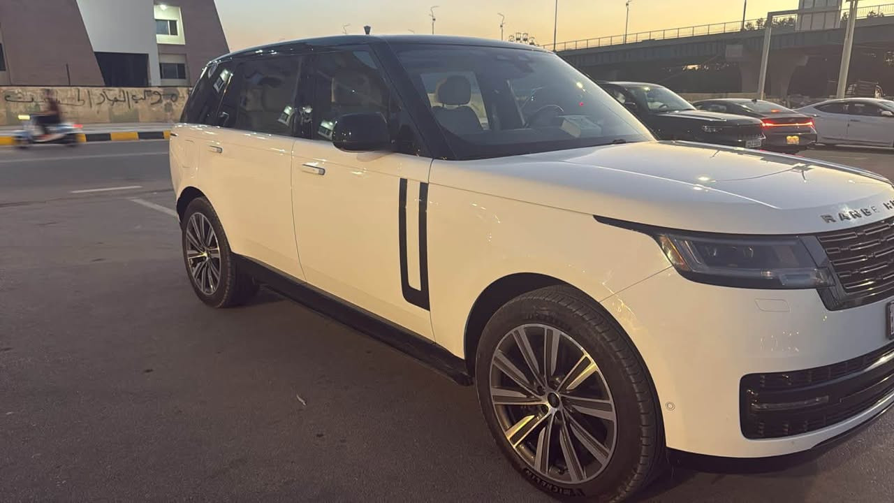 رانج روفر 2023 🇬🇧

أكتب " تم " يوصلك الســعر على الخـــاص ✌️

RANGE ROVER 2023 🇬🇧 V8 

امريكي كلين 

كفالة عامة 

عداد المسافة المقطوعة 70 mi

للاتصال 
***********
