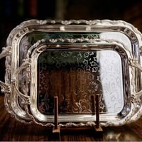 صواني تقديم • طقم قطعتين • نقوش محفورة