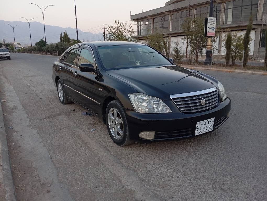 شاهینەی بڕاوە مۆدێل 2006  مەکینە بچوکی گێڕ گەورە سەقفو کەڤەرو دەعموو لێدراو بەشەرت  گێڕو مەکینەو تەقەو ڕەقە بەشەرت ***********.,,*********** شوێن سەیدسادق 41گەڵاو کەمێک مەجال السليمانية, العراق
