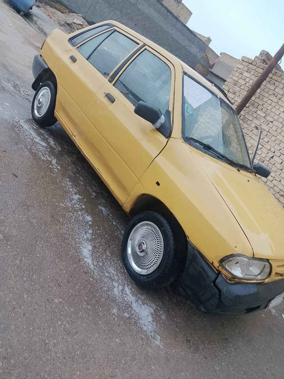 السلام عليكم سايبه للبيع موديل 11تخم تاير حداديه جديده كير محرك نعمات هيى غرامات  ماعليه السعر 17وبيه مجال
***********نتصل الرقم
