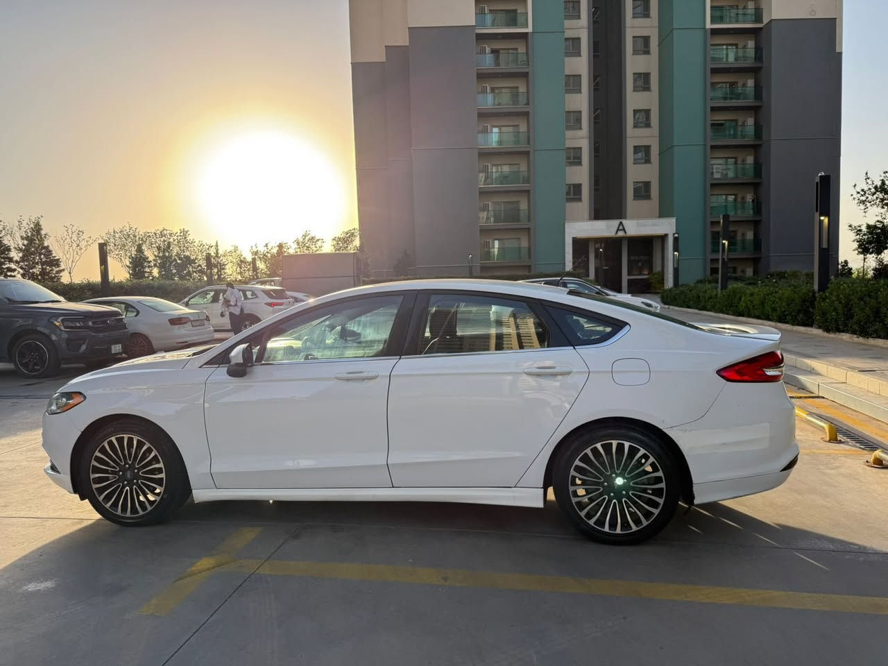 Ford Fusion 2017 S
‎گیر و مەکینە:  مەرغوب 2.5
‎ڕەنگ: سپی بەفری
‎بێ ئێرباگ
‎سەنەوەی تازەکراوەتەوە تا ٢٠٢٩
‎بێ مەسرەف
پێش و دوا کەپس
هیچ شتێکی وای تیا نیە شایەنی باس بێ 
‎تایەو ویل: تیتانیۆم
‎سەیارەیەکی زۆر جوان و خاوێنە
١٣٠$ مەجالێکی کەمی تیایە

‎📞 بۆ زانیاری زیاتر پەیوەندیم پێوە بکە:
[ 0776 698 6680 -  0774 805 1420]
