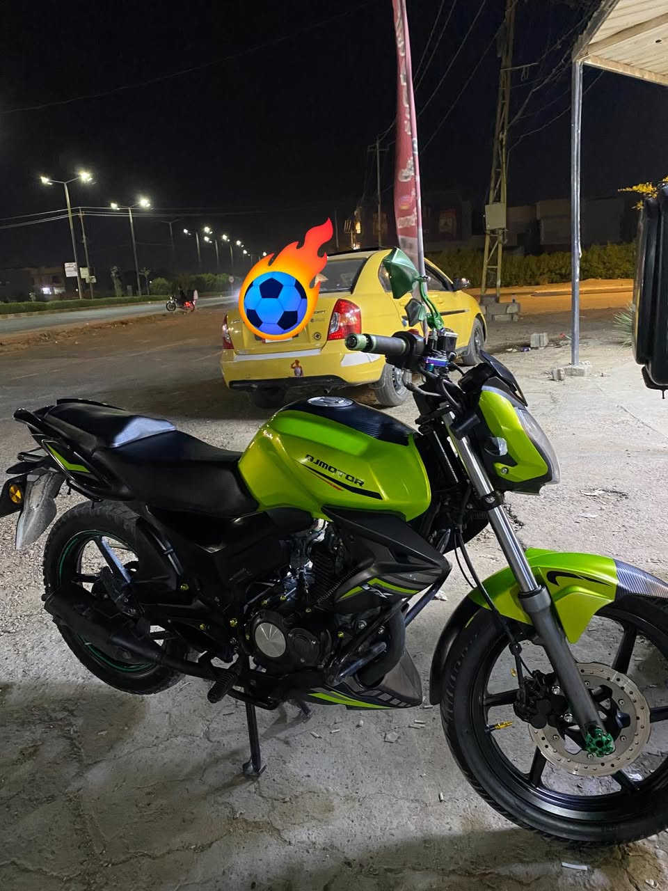 السلام عليكم 

دراجه كيو جي QJ  ايطالي محرك 150cc LTX

تابعه لشركة بنلي موديل 2022 

ماشيه 25الف بعدها زيرو 

بقيه الموصفات معروفه 

رقم انبار  و سنويه ل2028

اتحول ب اسمك و اتشد لوحات كبل 

اي نقص مابيها اتشغل وتطلع  
السعر خاص او اتصل عليه وتدلل 
*********** بي واتساب و اتصال
