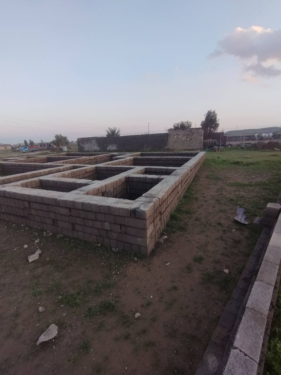 #مكلف  ب النشر
السلام عليكم للبيع قطعة أرض مع تكعيب   نصف  دونم 
في الرحة   واصلها كافة الخدمات ماء و كهرباء 
للاستفسار ‏‪0774 088 4813‬‏
اومراسلة خاص 
#مكلف ب النشر
