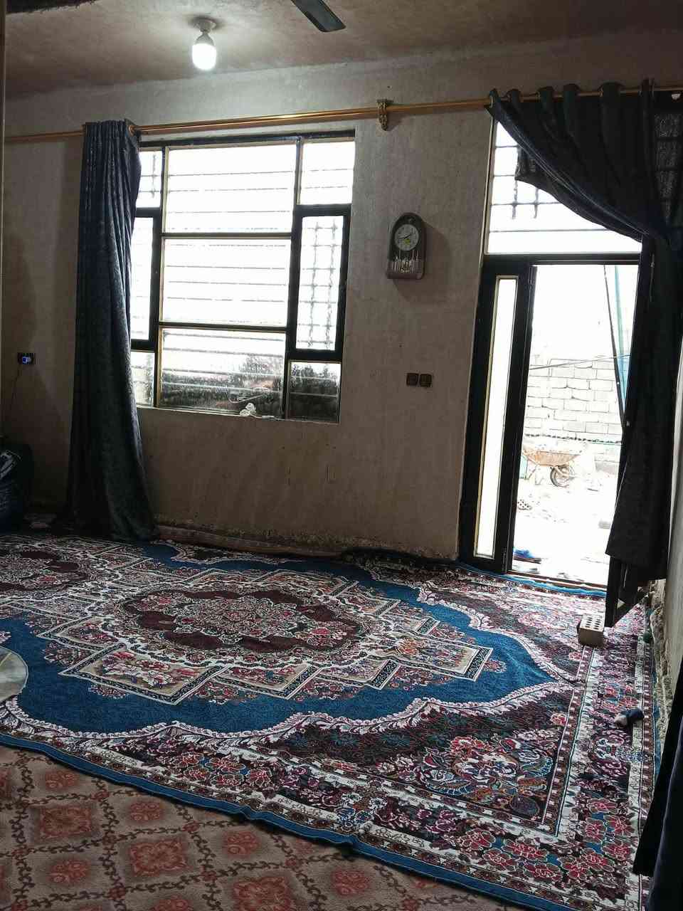 يا •اللّـہ̣̥   
اللهم  صل  على محمد وال  محمد
السَلٱمٌ عـَلـْيگمّ-ۈرحـْمّـٌة ٱللـّہ ﯙبُرگـّاتہ 
يعلن   مكتب   الشريفي للعقار 
عن  وجود   دار   للبيع   المساحه 200 متر   
البيت  حديث  بس  بيه  نقوصات   
يتكون   م̷ـــِْن  غرفتين   وصاله  ومطبخ   وحديقه  وكراج   
الموقع   طريق   السيد   ابراهيم   ع  
ع  خط  النفط   
السعر   50  وبيه   مجال    
ملاحظه   يرهم    قصط    
اي   استفسار   
***********
***********
***********
