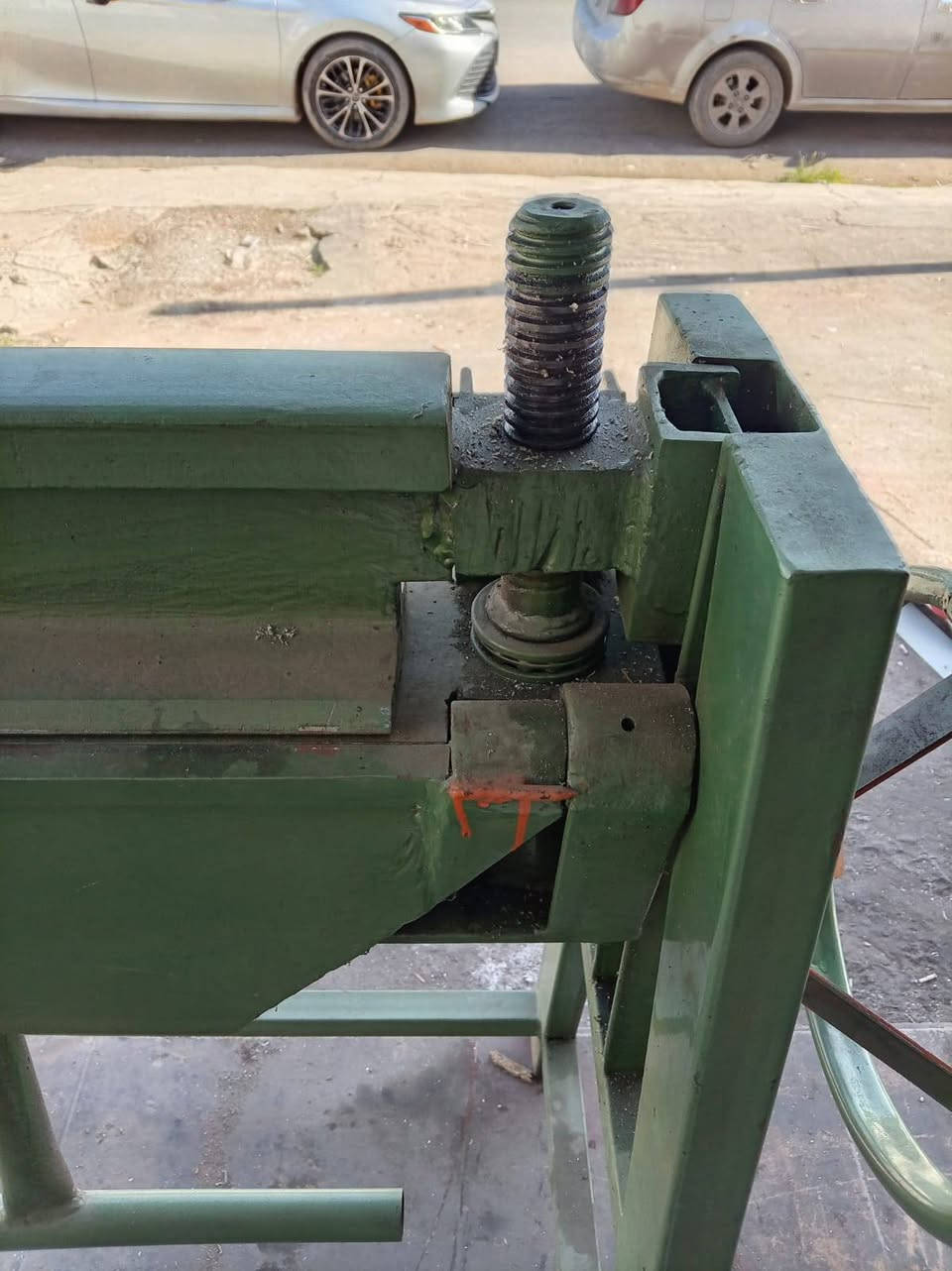 السلام عليكم معمل الامنيوم للبيع معواجه+طبر+كتر مع داكور روله +ميز كص بنل +جديد شرط مستخدم شهر ونص دريل عدد 3 للبيع سعر 3مليون و100الف ،📞*********** هاتف+واتساب
