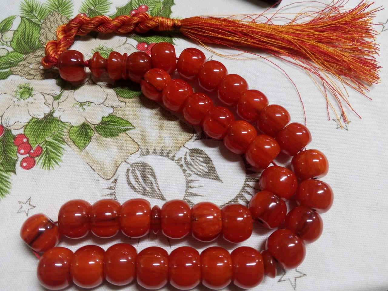 خليلي عينك ع المميز.... وجيبها ازا فيك اتجيبها...

الوصف مسكي مغلف مزنر أخد تغليف ومغنج من النوادر الخام والخراطة القديمة خراطة اسطى 33حبة شرابة حريرمع حببتين طقة وشامة وريحة بنج مقفولة انتيك الله يهني صاحب النصيب 
#الشمالي طرطوس المدينة تاجر شنطة 
ابوحيدر 0990433674وااتس/0991980690
فضلا وليس أمرا تعليق نقطة دعاء مشاركة مباركة دعوة ولكم جزيل الشكر والامتنان حياكم الله.


**إذا كنت صاحب هذا الإعلان وتريد حذفه لأي سبب، رجاءا أرسل رسالة إلى الدعم الفني**