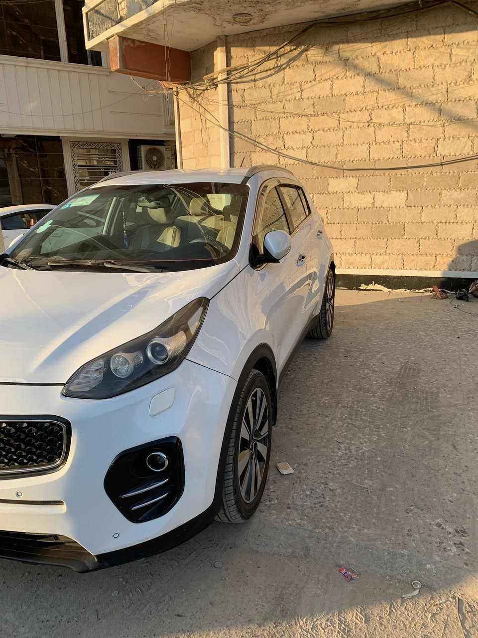 السلام عليكم كيا سبورتج 18 خليجي المواصفات نص فول جاهزة من كلشي تخم تاير باتري صدر بيها جاملغ صبغ فقط السعر خاص او اتصال وبخدمة الطيبين ***********              ملاحظة ً:ابيع للجناي بياع شراي عمي متفيدك السيارة تحويل مباشر رقم وسنويةوهزة جديد
