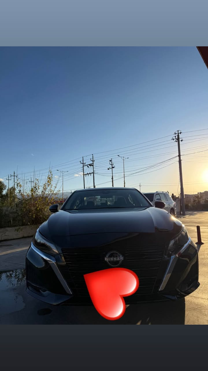 نیسان ئاڵتیما ۲٠۲٥ sv
پێش و پشت کەپس تەنها ۳ مایل چووە 
یەک پارچە بۆیاخ و دوو دەرگا کراوە بە بیلاد سفر سفرە
*********** السليمانية, العراق
