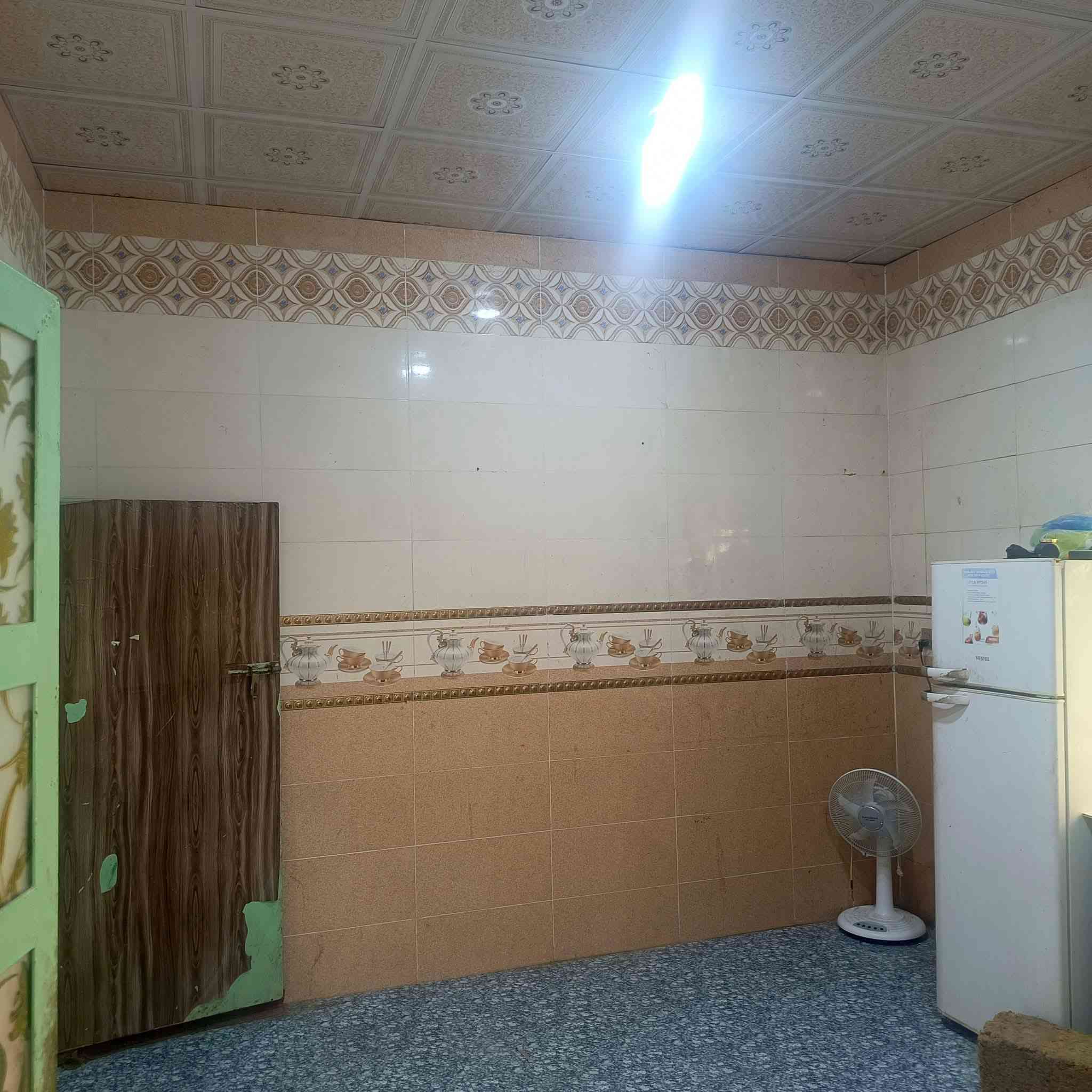 سلام عليكم 
من رخصة الادمن
بيت للبيع
المساحه الكليه 400 متر البيت 200 وقطعه بصف البيت 200
العنوان بصره كرمة علي السده الناصيه قرب ساحة التشابيه 
متوفر واتساب واتصال على الرقم
***********
