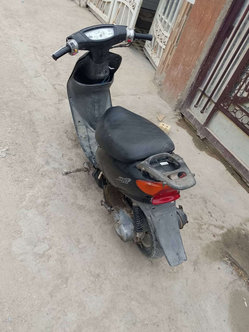 سلام عليكم دراجة للبيع شغالة نكره مكينه خير من الله السعر 180 وبيها مجال ***********
