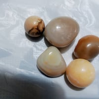 أحجار • فيروز • بغداد سبع القصور