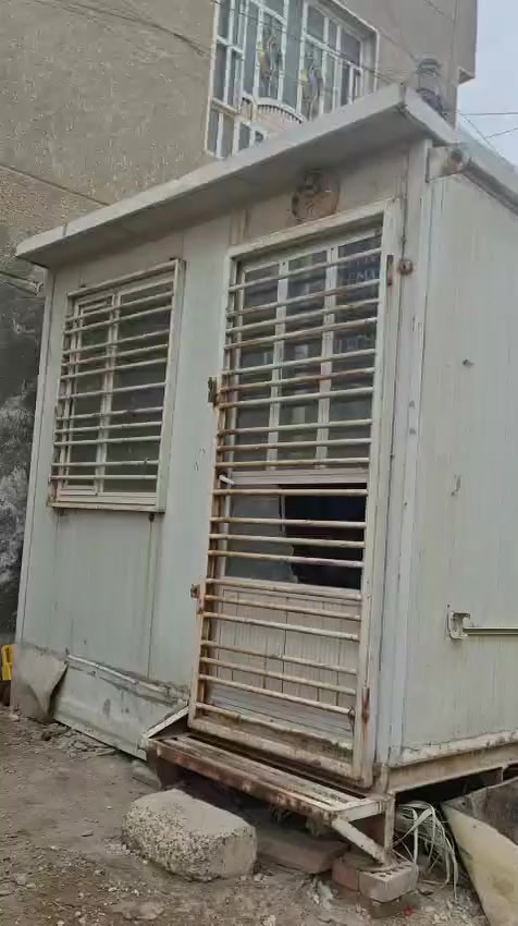 السلام عليكم للبيع العنوان حي اور ال ٦٠٠ خلف نادي النفط الرياضي للاستفسار اكثر الاتصال ع الرقم ***********
