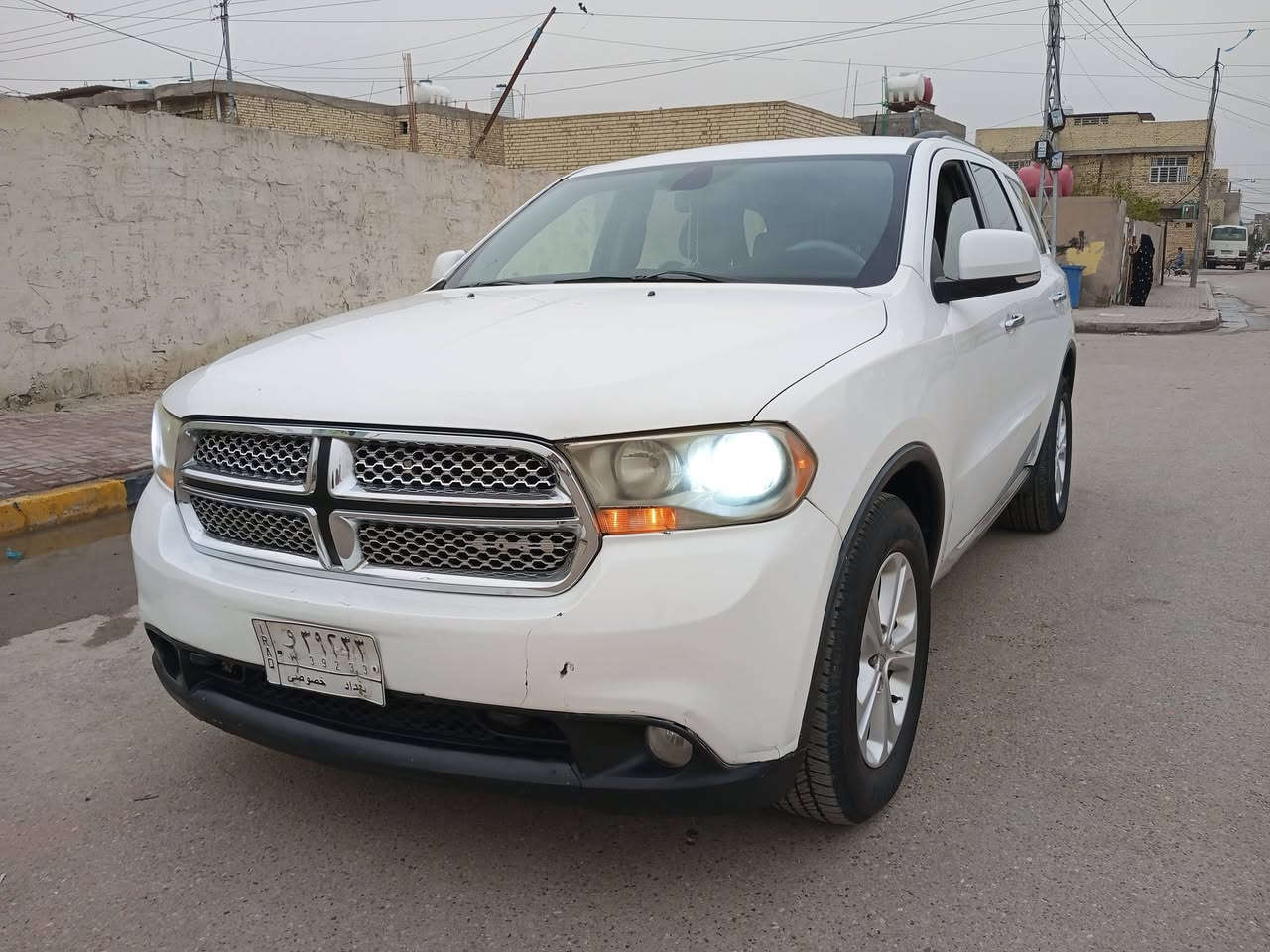 السلام عليكم بيع او مراوس
دوج دورنكو 2013 RT مكينه وكير جدد 8 سلندر هيمي حداديتهه جديده السياره فول مواصفات لمتدد عده الفتحه كشنات كهرباء جلد ومساج ملكيه كشن الخلفي منفصل  ماشيه 118 الف السياره جديده بمعنى الكلمه بيهه حادث الجاملغ الامامي جهت السايق وبيهه صبغ بنيد وجاملغ 7 راكب تبريد ثلاث قطع تبريد ثلج تتفئه نار مري كهرباء تحكم ستيرن شاشه جبيره كشنات تتفئه 5 بصمات باب الخلفي كهرباء لايت زنون بلادي  رقم بغداد مشروع وطني شرط التحويل تخم تاير أويل كب جديد فورويل اناره مخفيه بل بطاين مال بوب السياره جديده بمعنى الكلمه واحله من الصور 
السعر اتصل عل رقم أو تجي واتساب 
عنوان السياره بغداد قرب حي اور 
الاستفسار ***********سجاد
