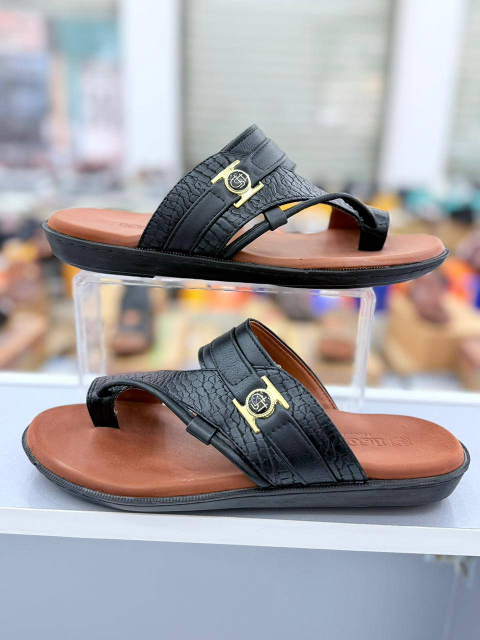 شـــحـاطه رجـــالــي طـــبي مخيط 
ســــــعــــر الــــكارتون 69الــــــف 
توصيل لجميع المحافظات 🇮🇶
للحجز والاستفسار //***********
