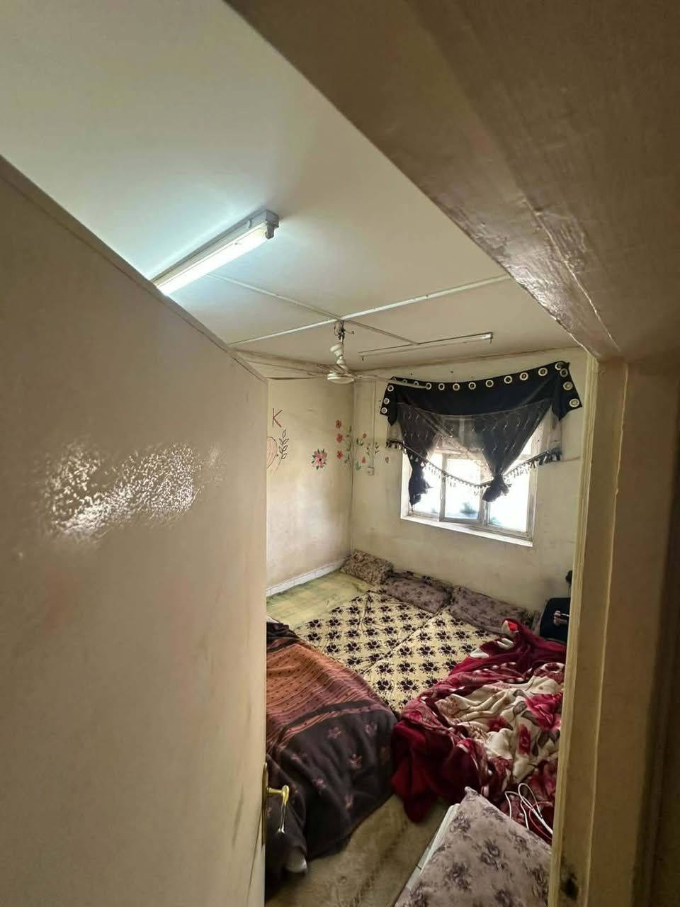 اعلان...
شقه للبيع طابق ارضي
العنوان شقق بنجا علي
مساحتها 120 متر
تتكون الشقه من
استقبال
3 غرف نوم
صحيات غربي وشرقي
الشقه بحاله جيدة جدا
للاستفسار الاتصال على الرقم التالي
***********
