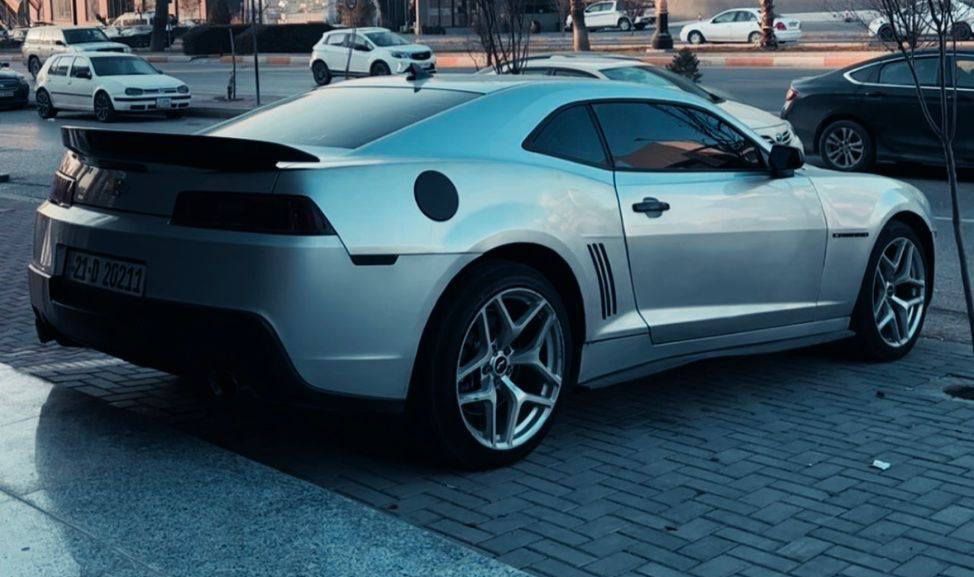 شۆفلیت کامارۆ 2015 مواسەفات RS
٥پارچەی بۆیاخە
118.000 مایل ڕۆشتوە 
بێعەیبو عارە 
سەنەوی تازەیە 
هەزەی تازەیە
تازە کامل کامل
مەسرەف کراوە

سعر لە کۆمێنت داوابکە ڕاستەخۆ بۆت دیت 📩 

گیرومەکینە بەشەرت زۆربەجوانی پاکی ماوە هیچ خەلەلیکی تیدا نییە 

ژمارەی خاوەنی 
***********
