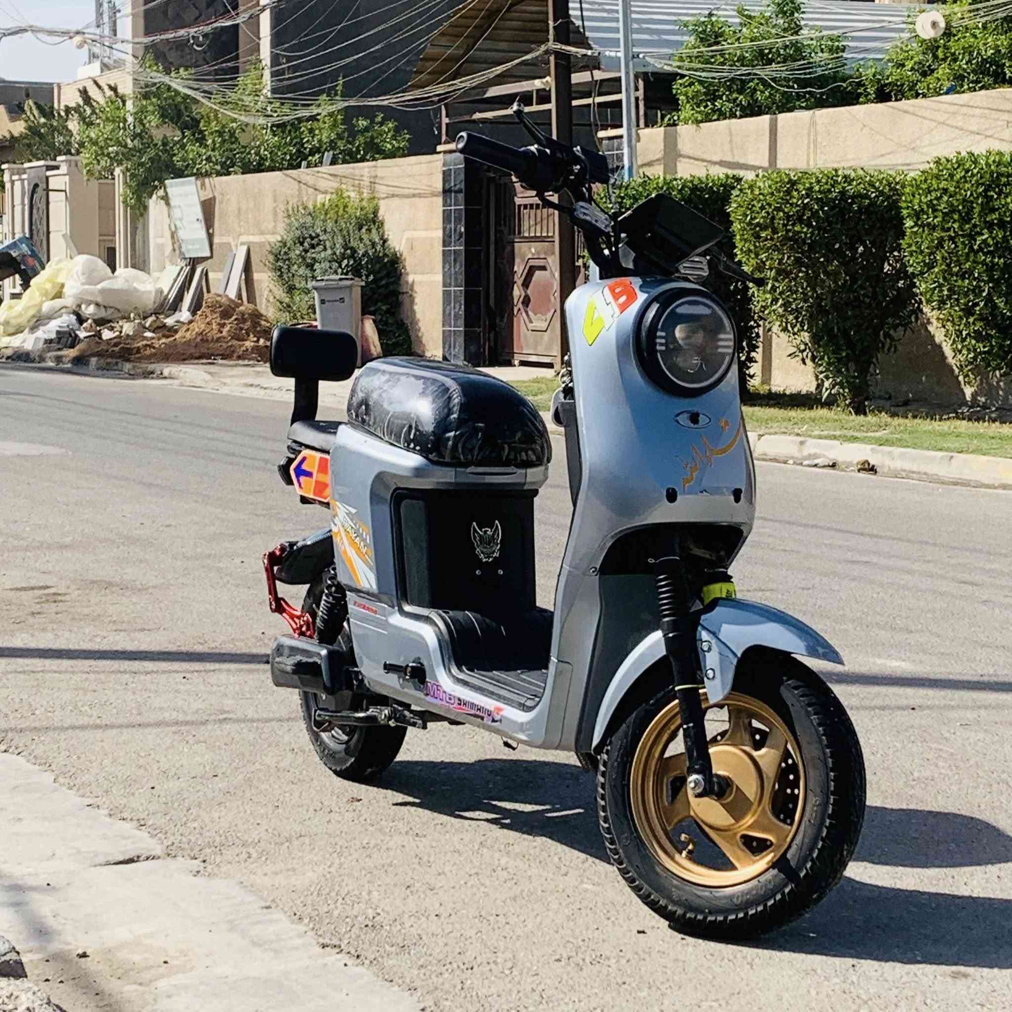 السلام عليكم
دراجة r10 للبيع دراجة نضيفة مابيها اي عطل سعر ٣٩٠ مكاني بغداد حي الجامعة شارع ٦٦ النسيج ***********
