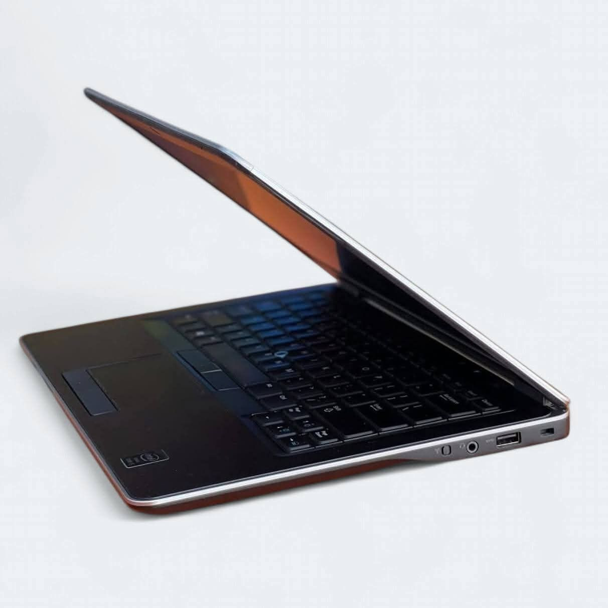 لابتوب للبيع
للطباعه و التصفح و الورد و الاكسل
منصب عليه كل البرامج و المتصفحات
و بسعر جدا مناسب
يجي
كور سفن
هارد خزن 500 كيكا 
رام ٨ كيكا
شاشه جبيره
١٤ انج
شاحنه اصليه
جهاز نضافة جدا عالية
تحتوي على CD مشغل اقراص 

سعرها ١٨٠ الف
عنواني بابل
يوجد توصيل


**إذا كنت صاحب هذا الإعلان وتريد حذفه لأي سبب، رجاءا أرسل رسالة إلى الدعم الفني**