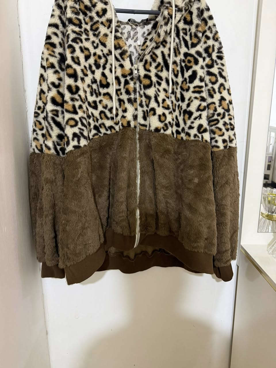 سعر القطعه خمسه ألف والي تأخذ اكثر من قطعه يختلف السعر يتفضل خاص 👍🏻


**إذا كنت صاحب هذا الإعلان وتريد حذفه لأي سبب، رجاءا أرسل رسالة إلى الدعم الفني**