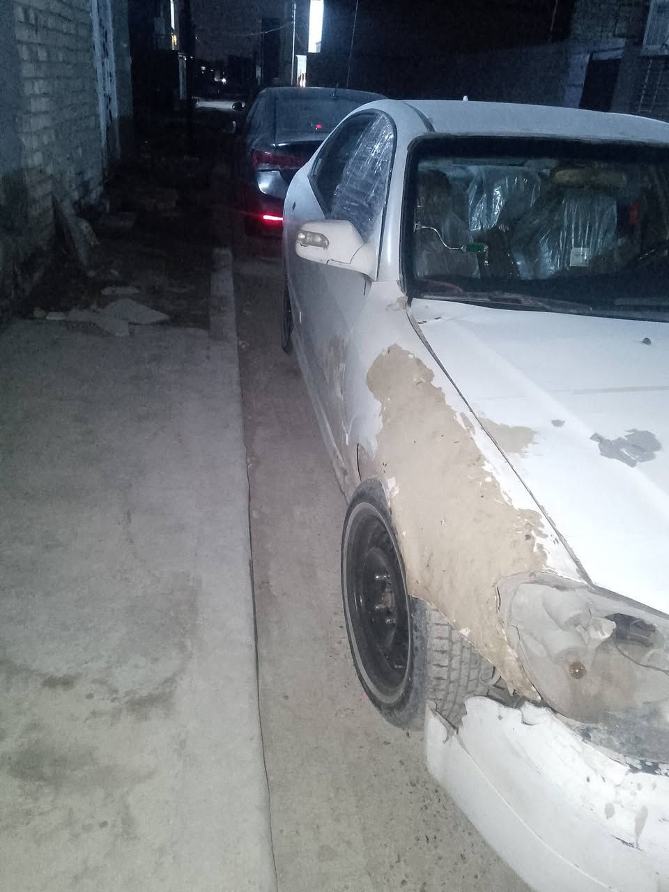 السلام عليكم للمراوس .
شيري استرا 2008 اوتو رقم بابل دولي بسمي 
محرك كير لانسر بلادي خير من الله بيه نقوصات 
سعر 28 للمراوس فقط مكانه بغداد البياع 
واتساب***********
