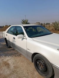 حديدية ٧٠٪ • جنطة حلوه • ادوات