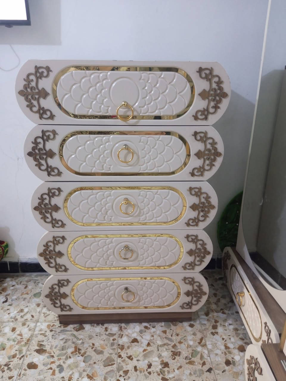 غرفه تركيه ضخمه ٨ قطع للبيع 
حي ميسان


**إذا كنت صاحب هذا الإعلان وتريد حذفه لأي سبب، رجاءا أرسل رسالة إلى الدعم الفني**