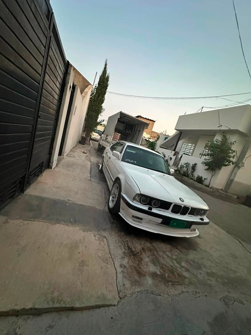 BMW 525  1991
ئاڕم پلاستیك هەولێر  بەشەرت
كامل جوانكاری  بۆكراوە گێڕو مەكینەی بەشەرت 
تازە سێرفزم بۆی كردوە ڕۆنی گێڕو  مەكینەی تازە گۆڕاوە 
كامل ئێمە تایەو ویلی Mقیاس 17 
دەحامی پشتو پێش M
لایت ئەلقە 
ئۆفەری قاچو دەست بەشەرت 
سەیارەكە موسە  سحری 35$

***********
