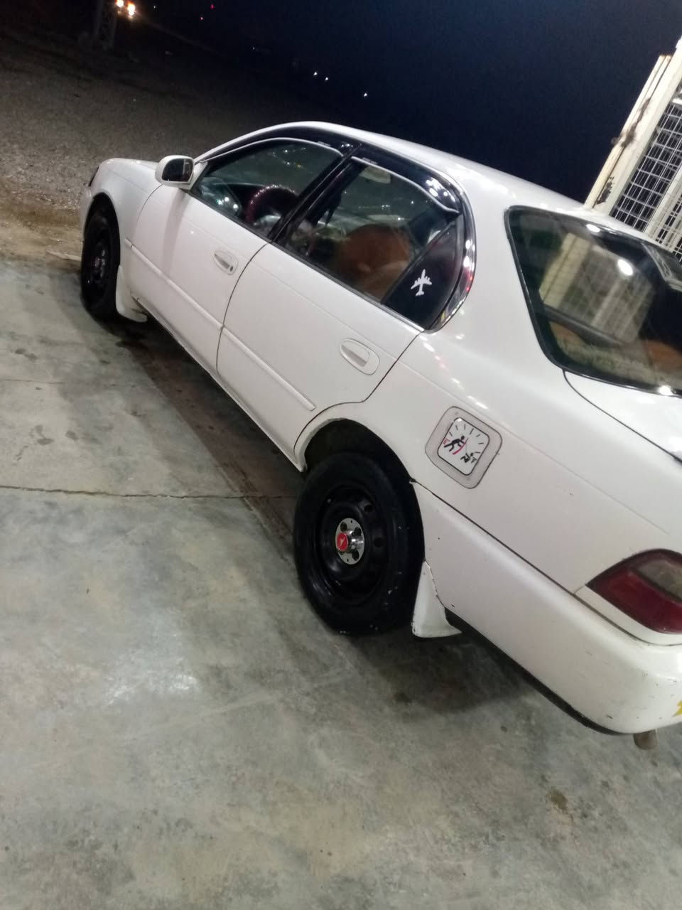 سلام عليكم كورلا موديل 1993 سنويه 2030 سياره كامله سياره حلوه تخم تاير كهربائيات كله شغاله صدر امامي خلفي جديد رقم السياره كركوك انكليزي شرط التحويل مكان السياره ديالى للتواصل *********** مكلف للنشر #مراس حسب القناعه
