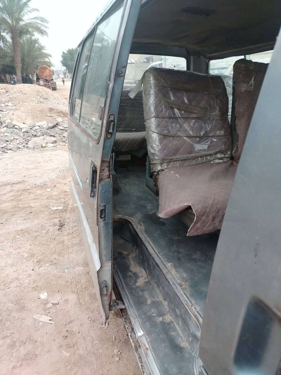 سلام عليكم ورحمة الله وبركاته البيع كيه بسته موديل93رقم بابل كيرمحرك مكفله حصه بابل قريب كراج ستفسار***********$***********تصل
