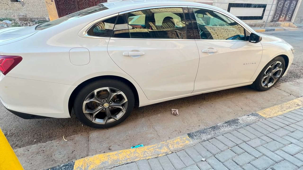 ماليبو ٢٠٢٠ LT ابيض امريكي
عداد المسافة ١١١٠٠٠ ميل
مواصفات
لايت عدسة بلادي
لد امامي بلادي
بصمة تشغيل
بصمة ابواب
صندوق بصمة
تشغيل عن بعد
تبريد امامي منفصل قطعتين
تبريد خلفي
كشنات امامي كهرباء
كشنات امامي تدفئة
بك لايت لد
شاشة كبيرة لمس
كامرة خلفية دوارة
ويل كب ١٨
تحكم استرين جهتين
مثبت سرعة
مانع انزلاق
حساس اطارات
السيارة بيها منظومة غاز جديدة بيها ضمان صيانة سنة 
السيارة يحتاج الها تصليح كمريسر
السيارة اي عطل او كود مابيها من المحرك والكير 
ضرر السيارة تبديل جاملغ وبنيد +صبغ الباب السائق وباب خلف السائق ايرباك درجة واستيرن وبالعراق صبغ بداية الجاملغ على كد شبر وصور الحادث مرفقة
مكان السيارة بغداد
 السعر 88
للاستفسار الاتصال على رقم الهاتف ***********
