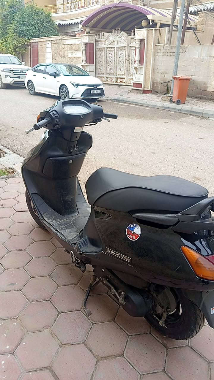 سلام عليكم سبيسي يابني الدراجه نضيفه دراجه مره وحده رايمر مو تجفيت فقط رايمر مكاني كوت حيدريه سعر ٥٥٠وبيه مجال 0770240368


**إذا كنت صاحب هذا الإعلان وتريد حذفه لأي سبب، رجاءا أرسل رسالة إلى الدعم الفني**