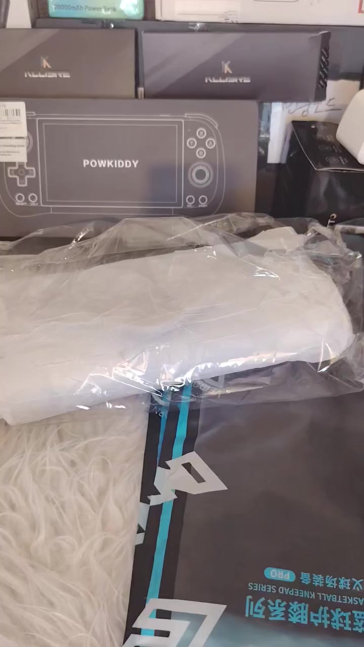 حقيبه كلش جميله  نسائيه. ب ٥
@إشارة
#للجميع


**إذا كنت صاحب هذا الإعلان وتريد حذفه لأي سبب، رجاءا أرسل رسالة إلى الدعم الفني**