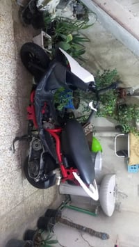 دراجه ابيعها طافيه المكان بغداد ابيحه طافيه الدراجه ما ادري ايش بيها م...