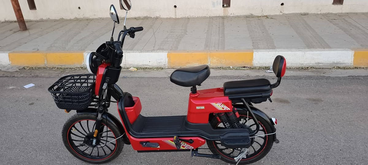 سعره 200
السلام عليكم
دراجه شحن 
حجم 20
الدراجه بعده صفر
بس تخربط بل مشي بيهه مشكله بل ملف 
شراي تفضل خاص 
رقم ***********
