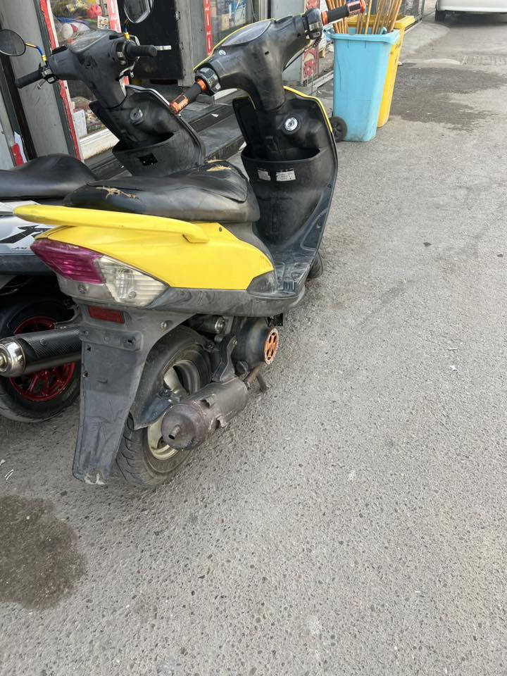 السلام عليكم ماكس عدله للبيع كامله مفتوحه جديد شلعه ومعدل كلها بلاديه بيها هذا الكفر اصلي وعندي البلادي اسوي أبو النار سلف جديد نقص بس مجمع مال سلف عندي فج جديد بعدني مشاده سعرها 550 مكاني بغداد البياع ***********
