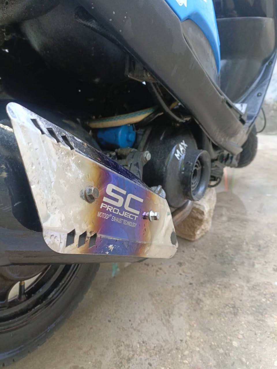 سلام عليكم ورحمة الله وبركاته دراجه ماكس عدله للبيع بيه نواقص قليله سعره400وبيه مجال قليل مكاني كربلاء


**إذا كنت صاحب هذا الإعلان وتريد حذفه لأي سبب، رجاءا أرسل رسالة إلى الدعم الفني**