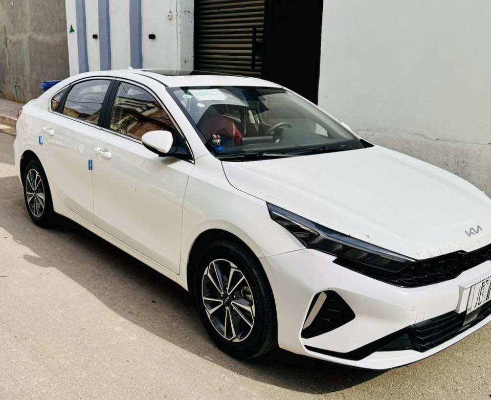 شباب كي 3 موديل2024 مكان ديوانيه مراووس بكورلا هايبرد شكل الخليجي. الي عنده يتفضل وتساب ***********
