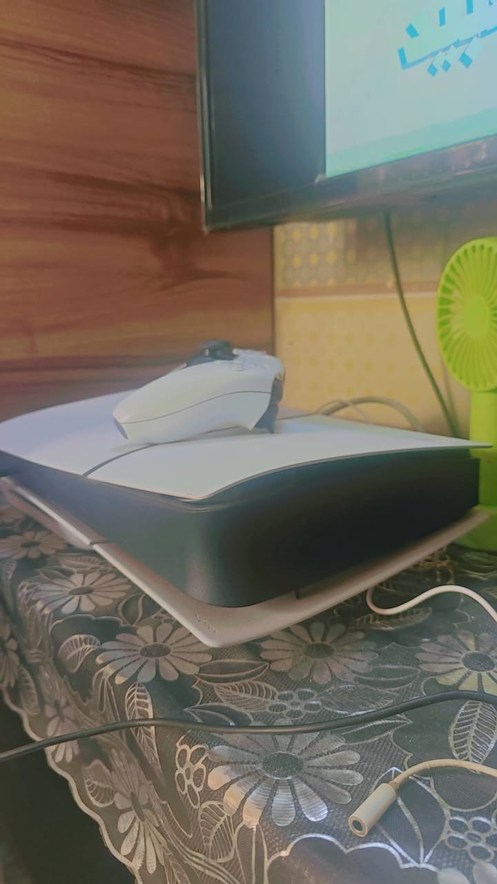 السلام عليكم بلي فايف مستخدم شي كلش قليل يعني نضافه ١٠٠ ب ١٠٠ قيمو واخذو بي يرضي بي الله مكاني بغداد التواصل ***********
