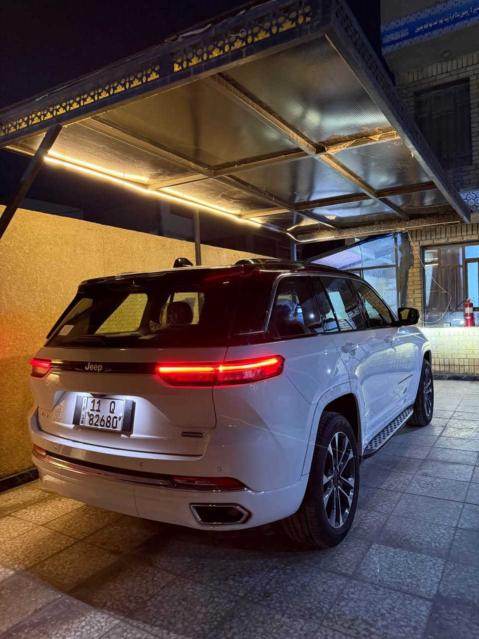 جيب 2024 اوفر لاند خليجي وكاله هارلم  فول مواصفات السياره مكفوله كفاله عامه ماشيه 9 الالف كيلو مغلفه PPF ضمان 5 سنوات السعر 495  وبيها مجال بسيط   الرقم *********** بغداد, العراق
