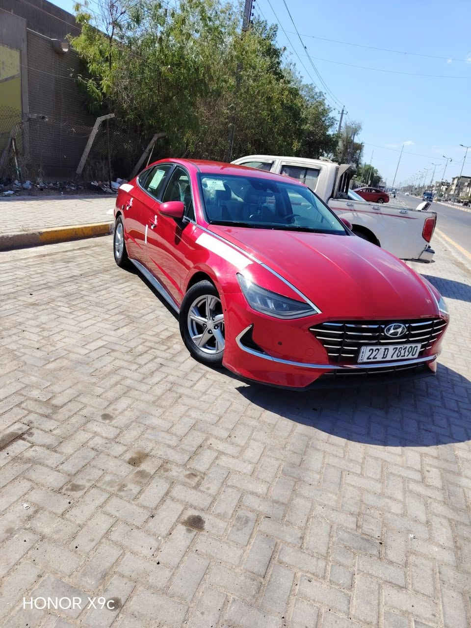 سوناتا موديل ٢٠٢٠ للبيع السياره جاهزه تخم تاير تبريد وتدفئه كير ومحرك ٢٥٠٠ مكفولات مابيها اي نقص السياره جاهزه من كلشي حادثها موضح بالصور والسونار مرفق وي الصور اني ابيعها مصبوغه حزام سعرها ١٢٥ وبيها مجال مكاني بغداد قرب جامعة المشرق للإستفسار 

*********** بغداد, العراق
