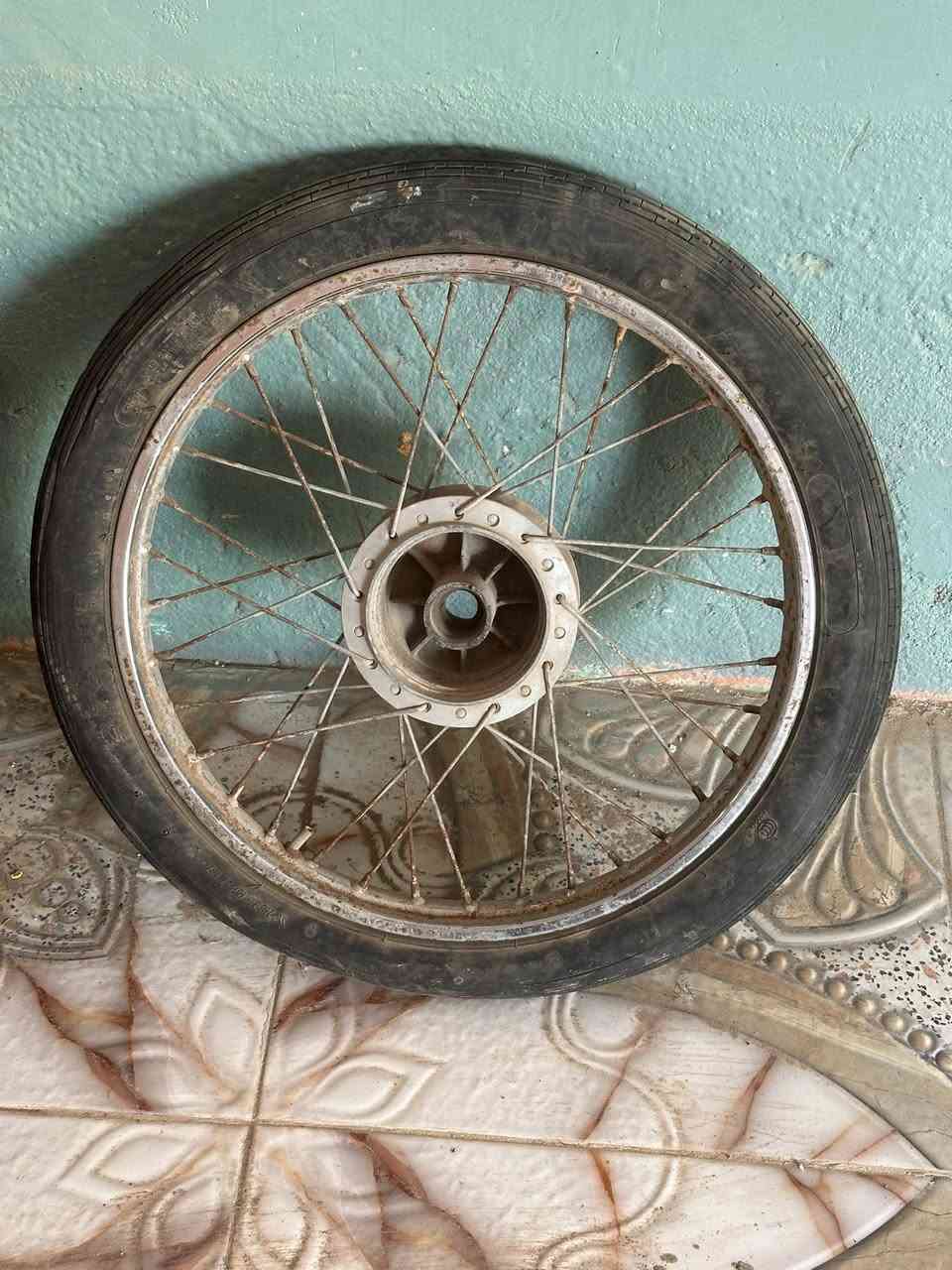 غراض للبيع
تانكي اسود وصفاحياته ب١٣
تانكي احمر وحده ب١٠
جاملغ امامي مكصوص ب٤
سله ب٥
كشن ب٥
ويل امامي ب١٠
***********
